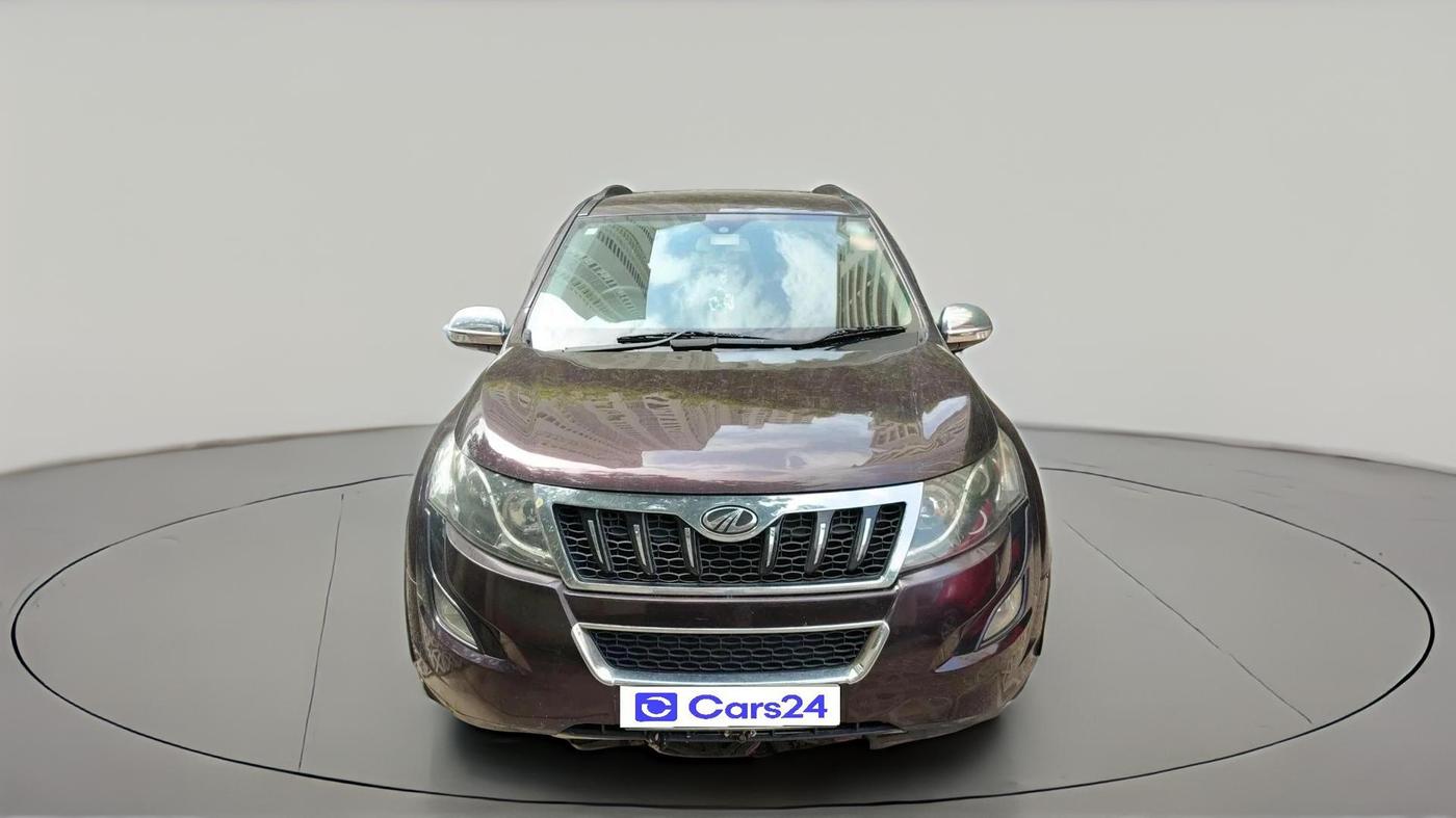 2016 Mahindra XUV500 W6 AT, Diesel, Automatic, 71,360 km, exterior
