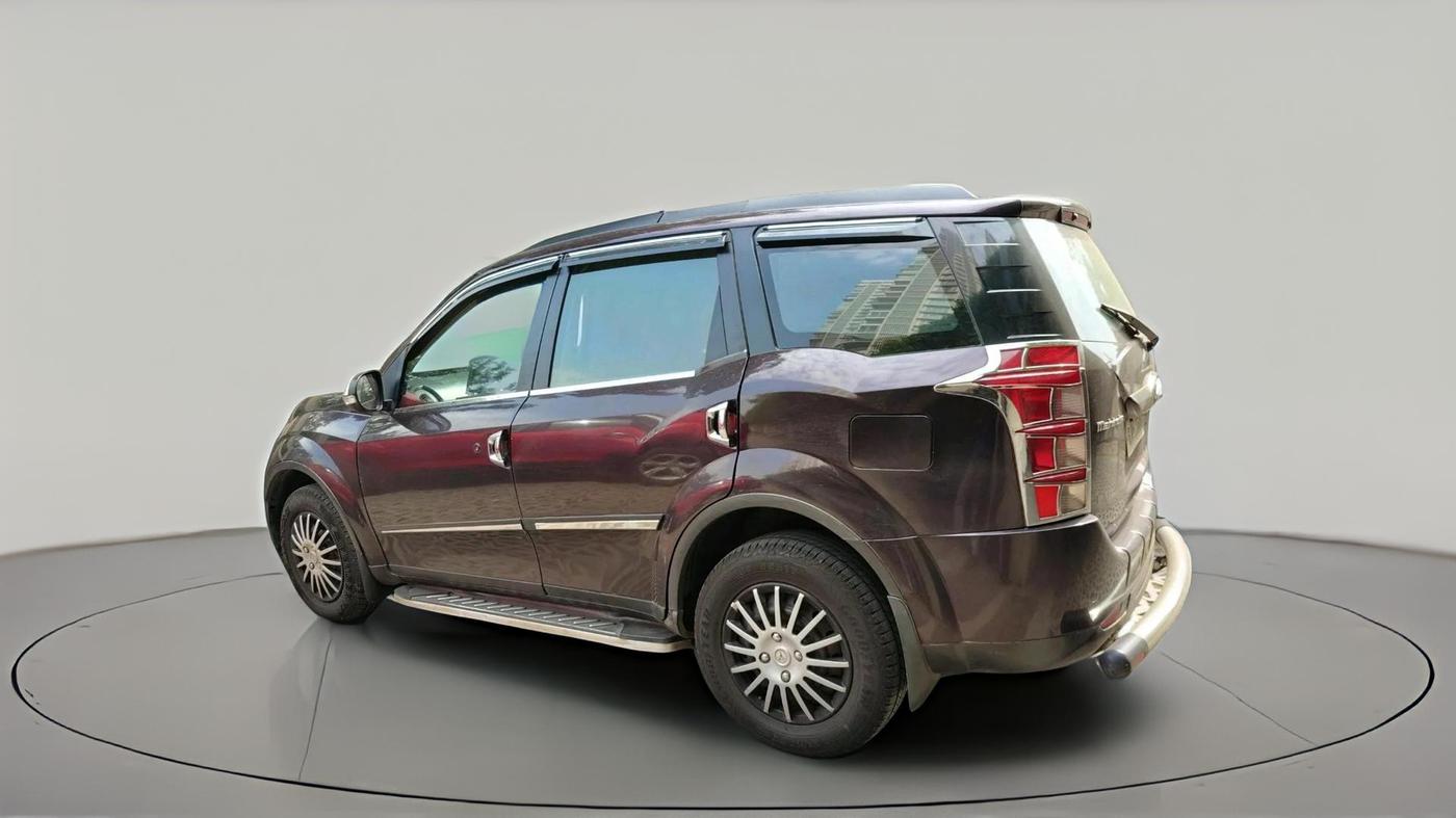 2016 Mahindra XUV500 W6 AT, Diesel, Automatic, 71,360 km, exterior