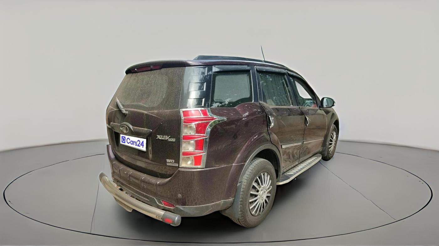 2016 Mahindra XUV500 W6 AT, Diesel, Automatic, 71,360 km, exterior
