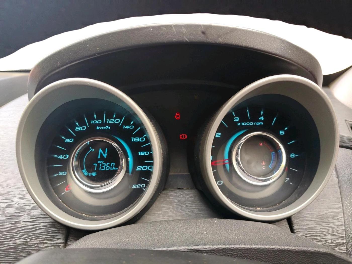 2016 Mahindra XUV500 W6 AT, Diesel, Automatic, 71,360 km, interior