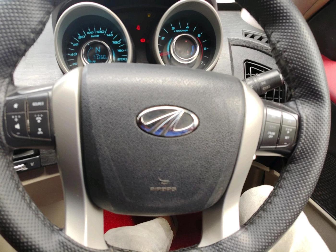 2016 Mahindra XUV500 W6 AT, Diesel, Automatic, 71,360 km, interior