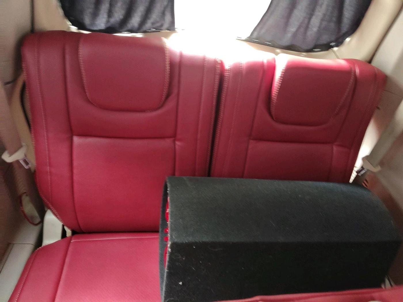 2016 Mahindra XUV500 W6 AT, Diesel, Automatic, 71,360 km, interior