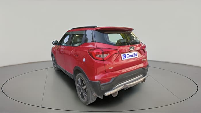2019 Mahindra XUV300 W8 (O) 1.5 DIESEL, Diesel, Manual, 1,42,268 km, exterior