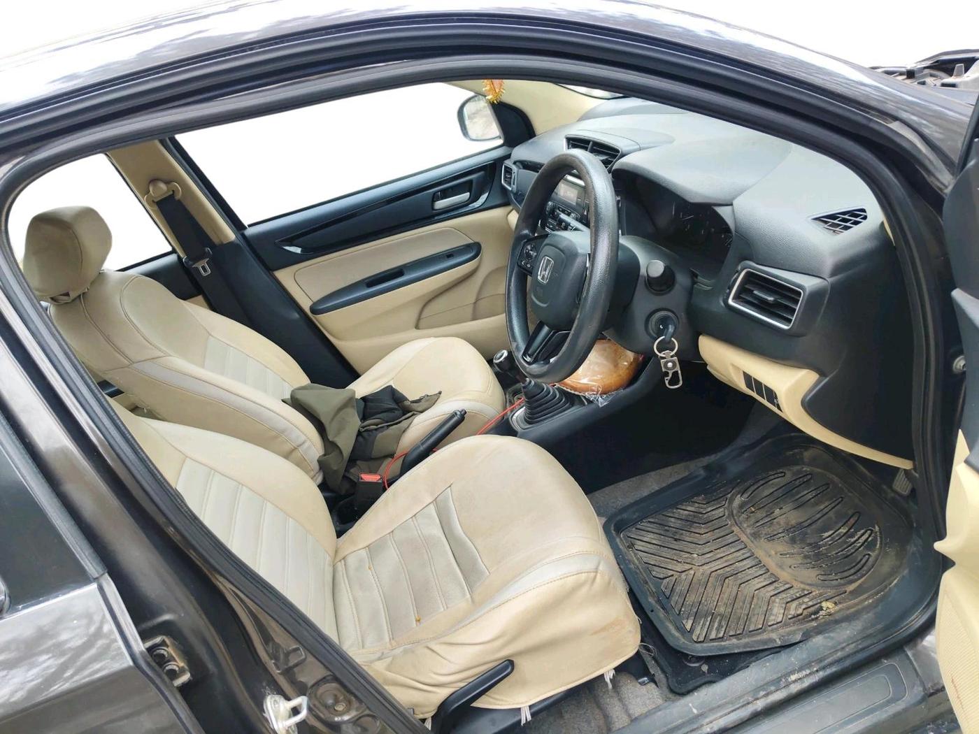 2018 Honda Amaze 1.2L I-VTEC S, Petrol, Manual, 99,555 km, interior