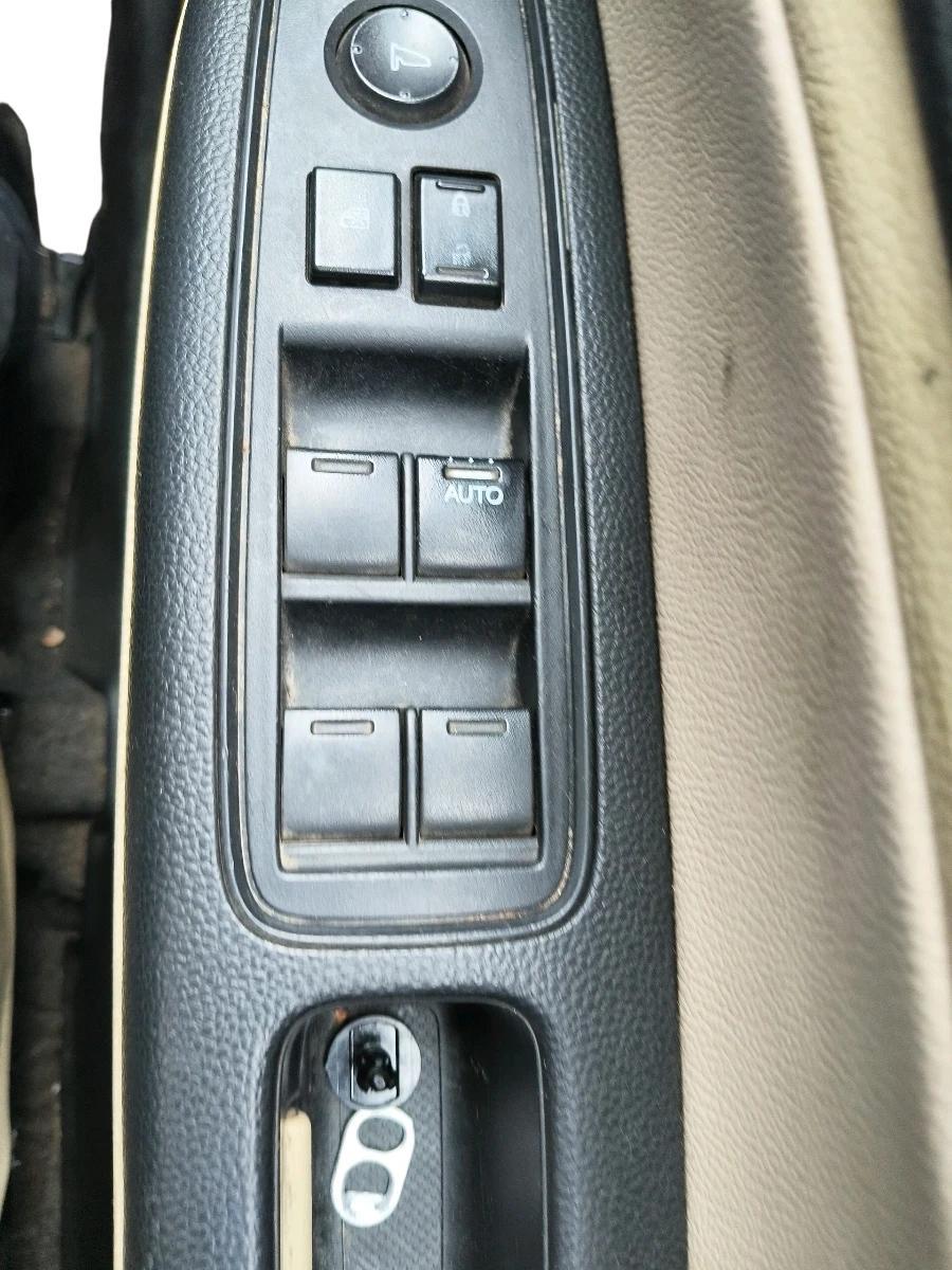 2018 Honda Amaze 1.2L I-VTEC S, Petrol, Manual, 99,555 km, interior