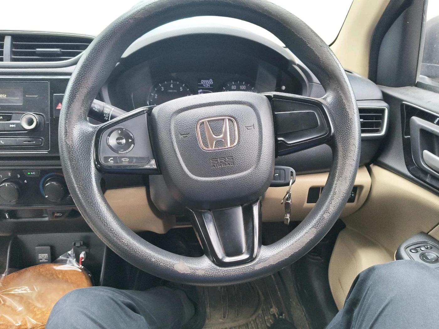 2018 Honda Amaze 1.2L I-VTEC S, Petrol, Manual, 99,555 km, interior