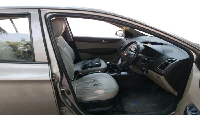 2014 Hyundai i20 SPORTZ 1.2, Petrol, Manual, 43,811 km, interior