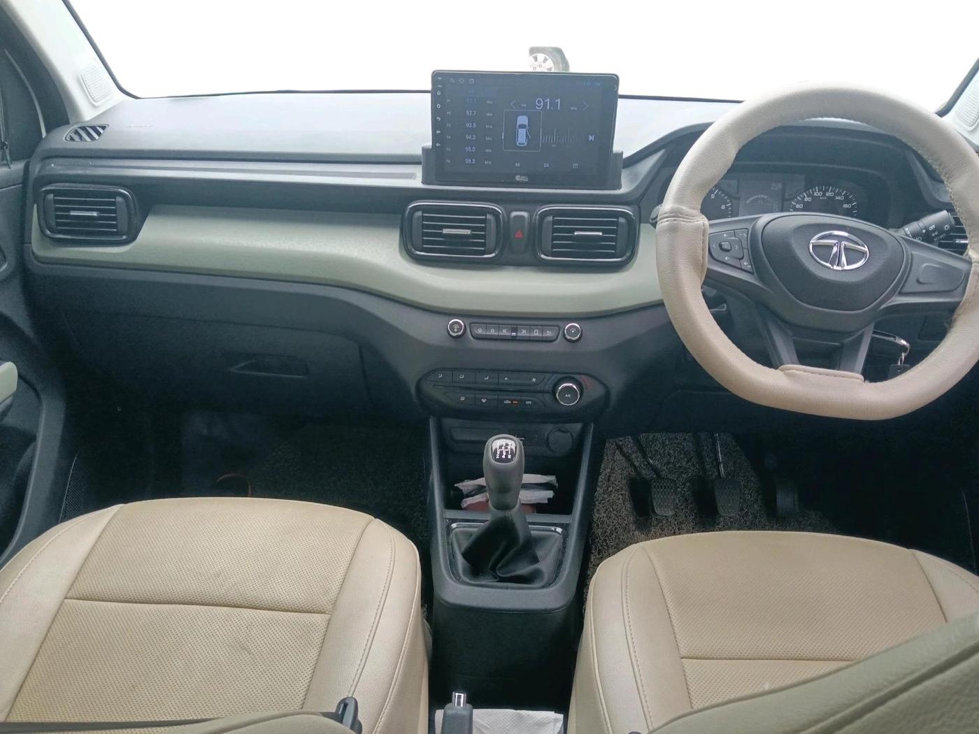 2021 Tata PUNCH ADVENTURE MT, Petrol, Manual, 17,372 km, interior