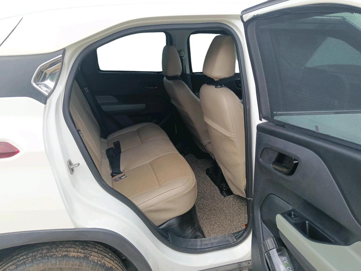 2021 Tata PUNCH ADVENTURE MT, Petrol, Manual, 17,372 km, interior