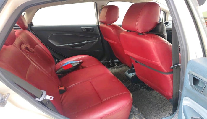 2012 Ford Fiesta STYLE DIESEL, Diesel, Manual, 2,33,772 km, interior