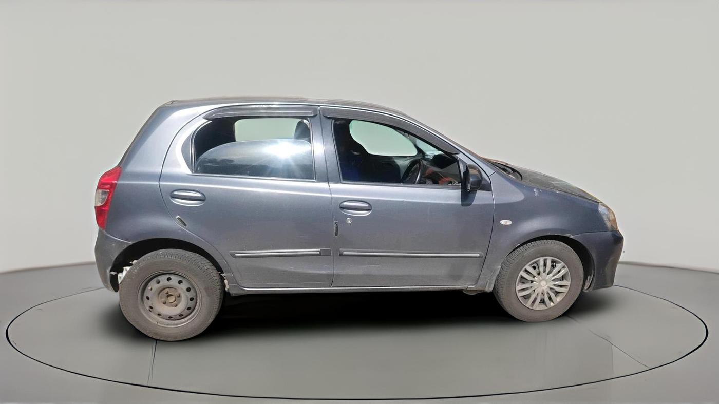 2013 Toyota Etios Liva G, Petrol, Manual, 1,07,593 km, exterior
