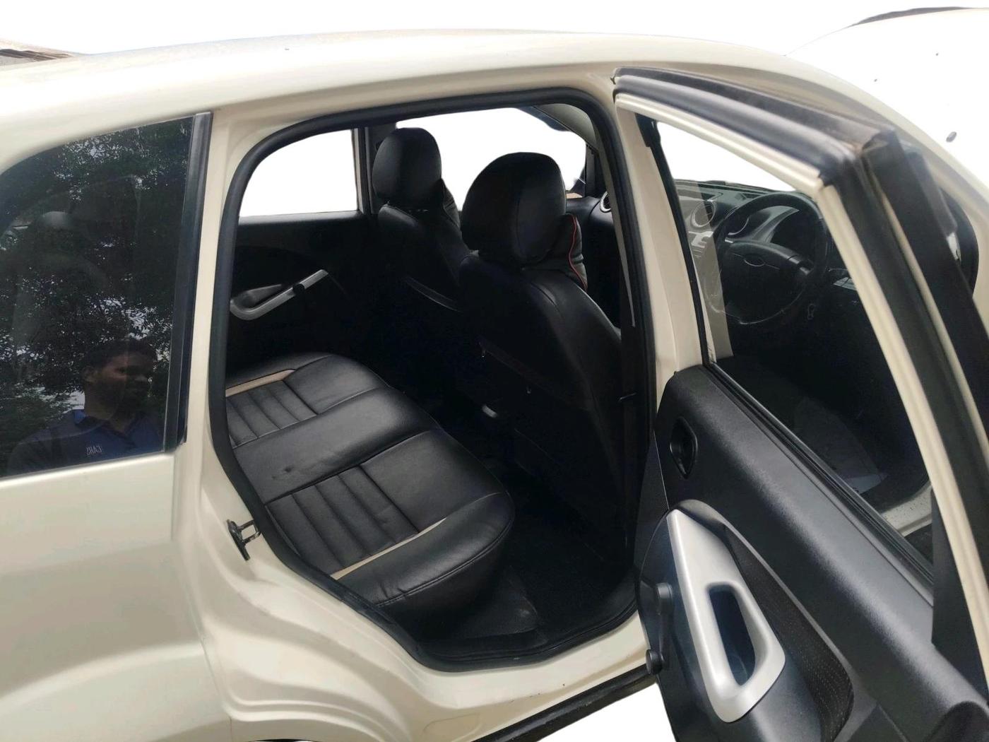 2014 Ford Figo ZXI 1.4 DIESEL, Diesel, Manual, 93,951 km, interior