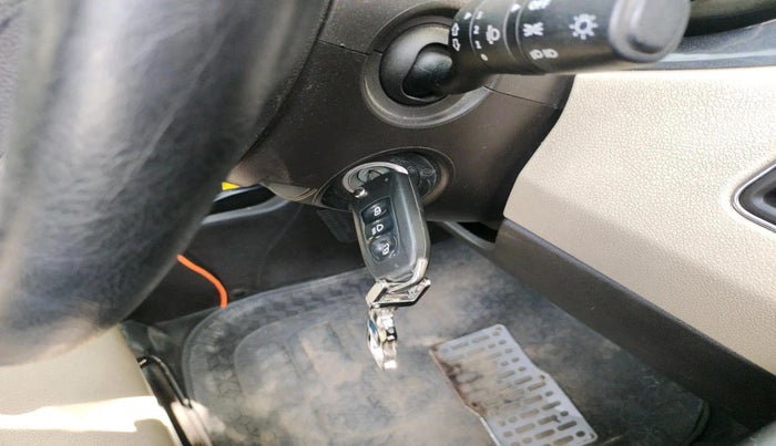 2016 Tata Zest XMS PETROL, Petrol, Manual, 1,28,388 km, interior