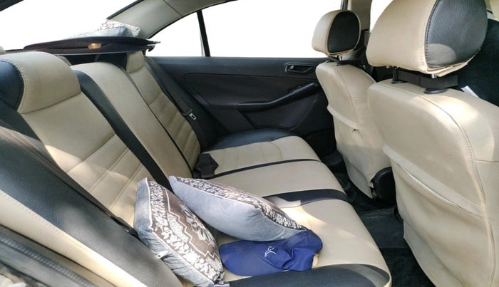 2016 Tata Zest XMS PETROL, Petrol, Manual, 1,28,388 km, interior