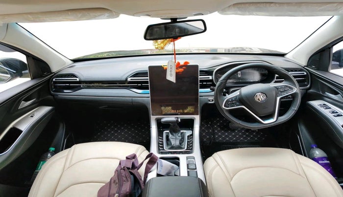 2024 MG HECTOR Select Pro 1.5 Turbo CVT , Petrol, Automatic, 3,574 km, interior