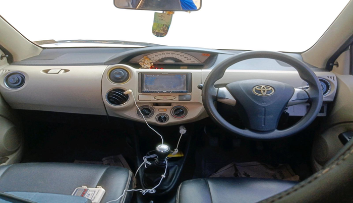 2012 Toyota Etios Liva GD, Diesel, Manual, 1,04,289 km, interior