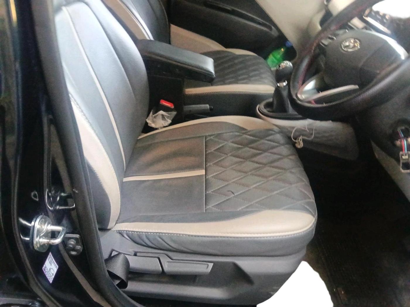 2022 Hyundai GRAND I10 NIOS SPORTZ 1.2 KAPPA VTVT, Petrol, Manual, 24,625 km, interior