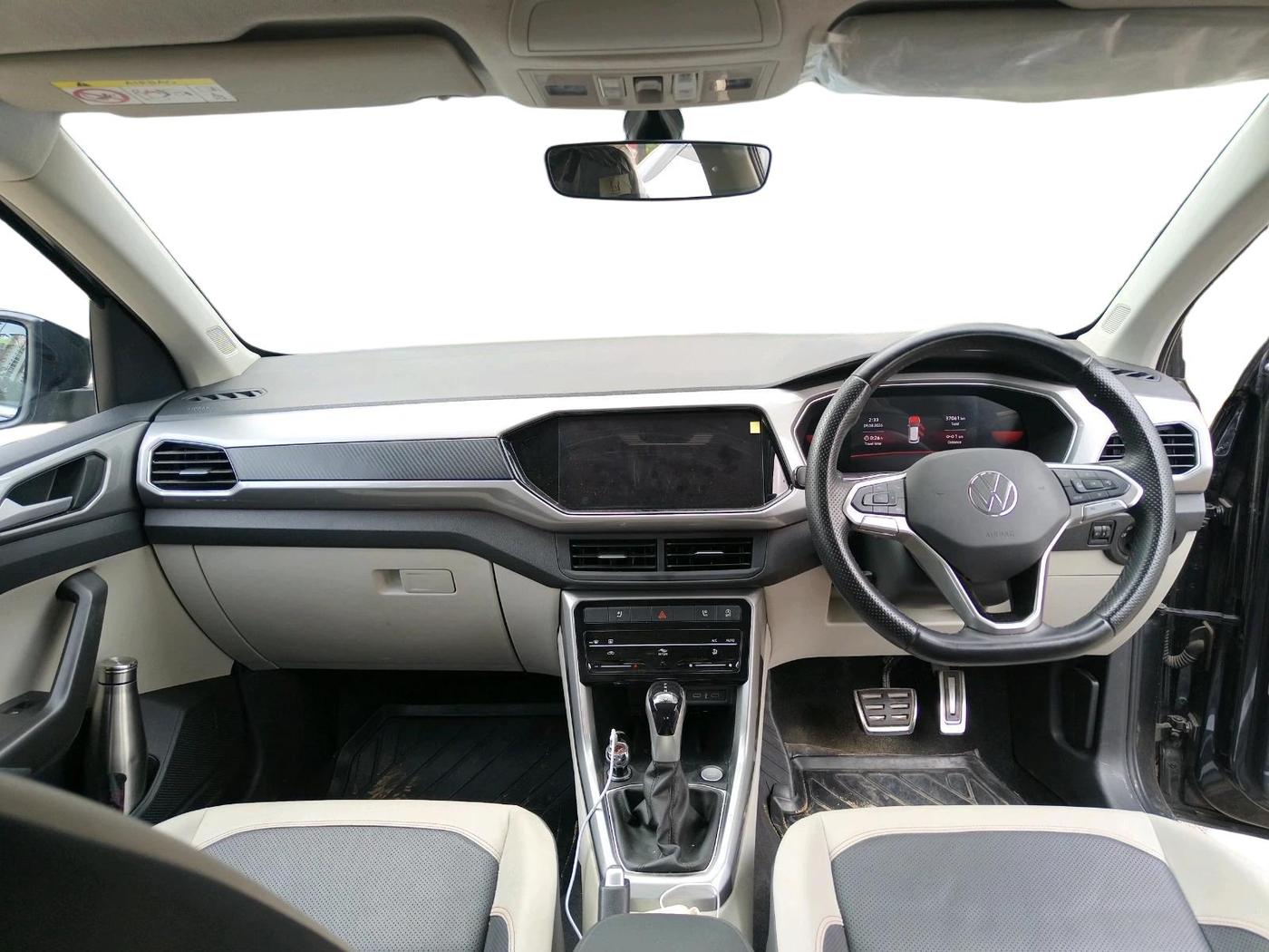 2024 Volkswagen TAIGUN GT PLUS 1.5 TSI DSG, Petrol, Automatic, 37,061 km, interior