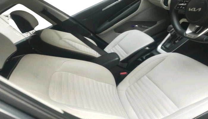 2022 KIA SONET HTX 1.5 AT, Diesel, Automatic, 20,636 km, interior