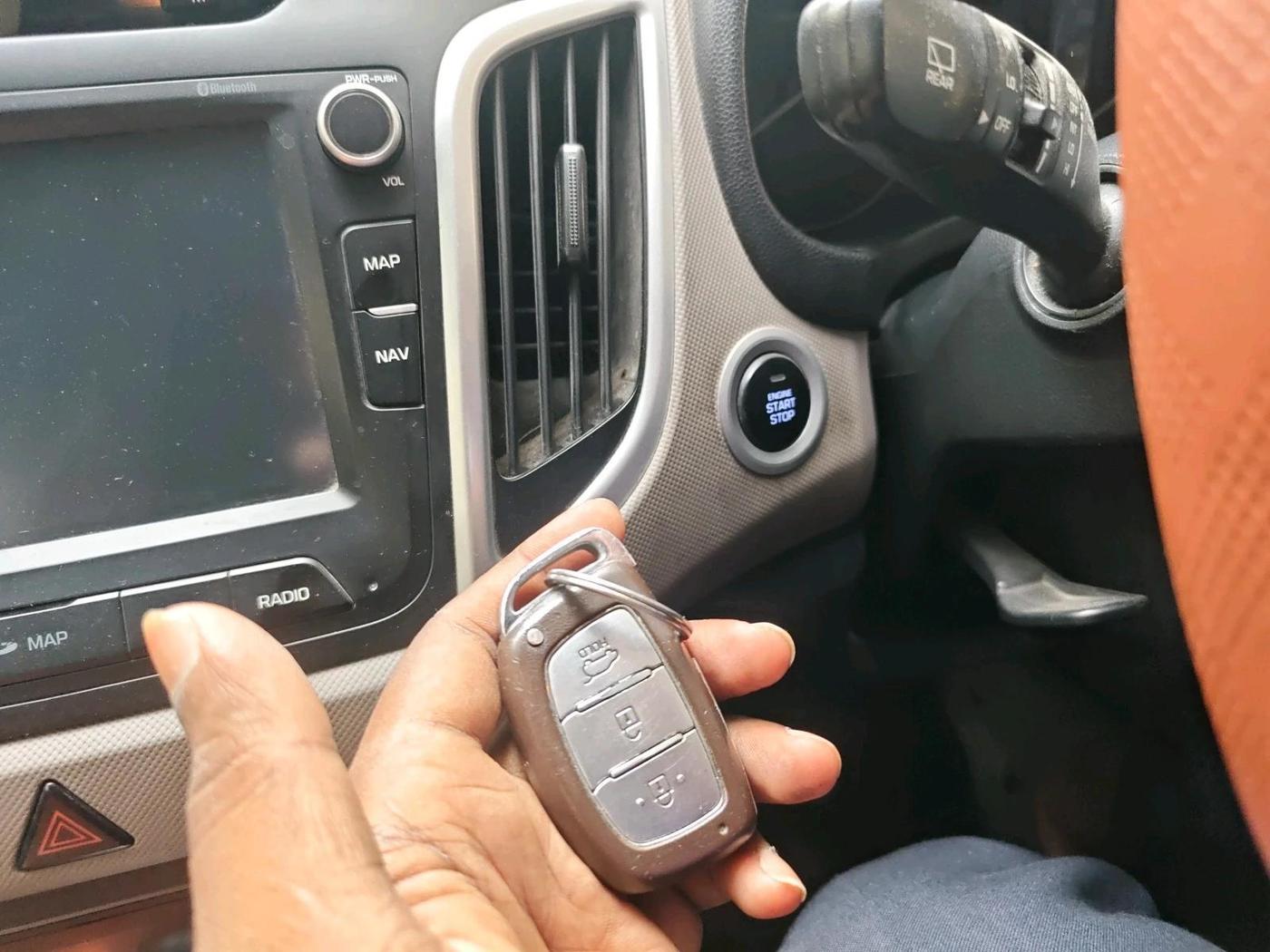 2018 Hyundai Creta SX AT 1.6 DIESEL, Diesel, Automatic, 2,90,020 km, interior