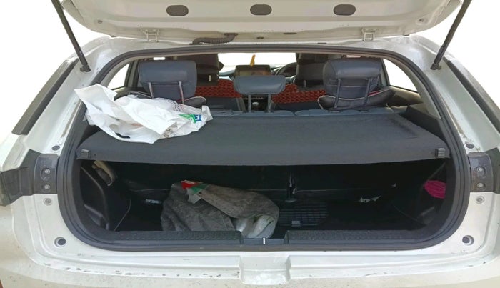 2025 Maruti FRONX SIGMA 1.2 MT, Petrol, Manual, 5,330 km, exterior