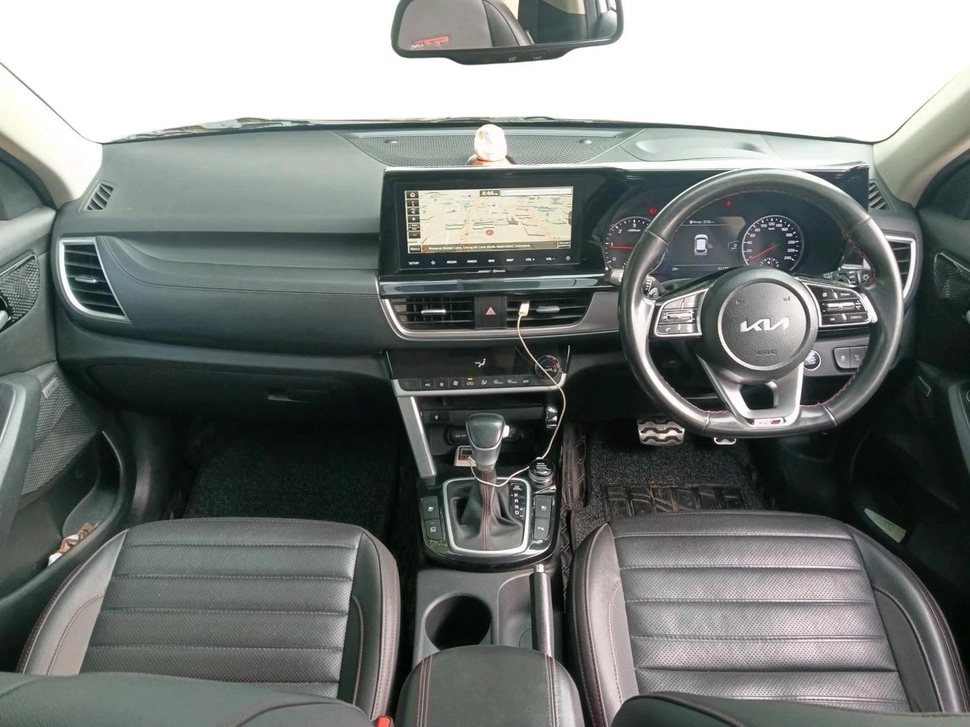 2022 KIA SELTOS GTX PLUS AT 1.5 DIESEL, Diesel, Automatic, 51,178 km, interior
