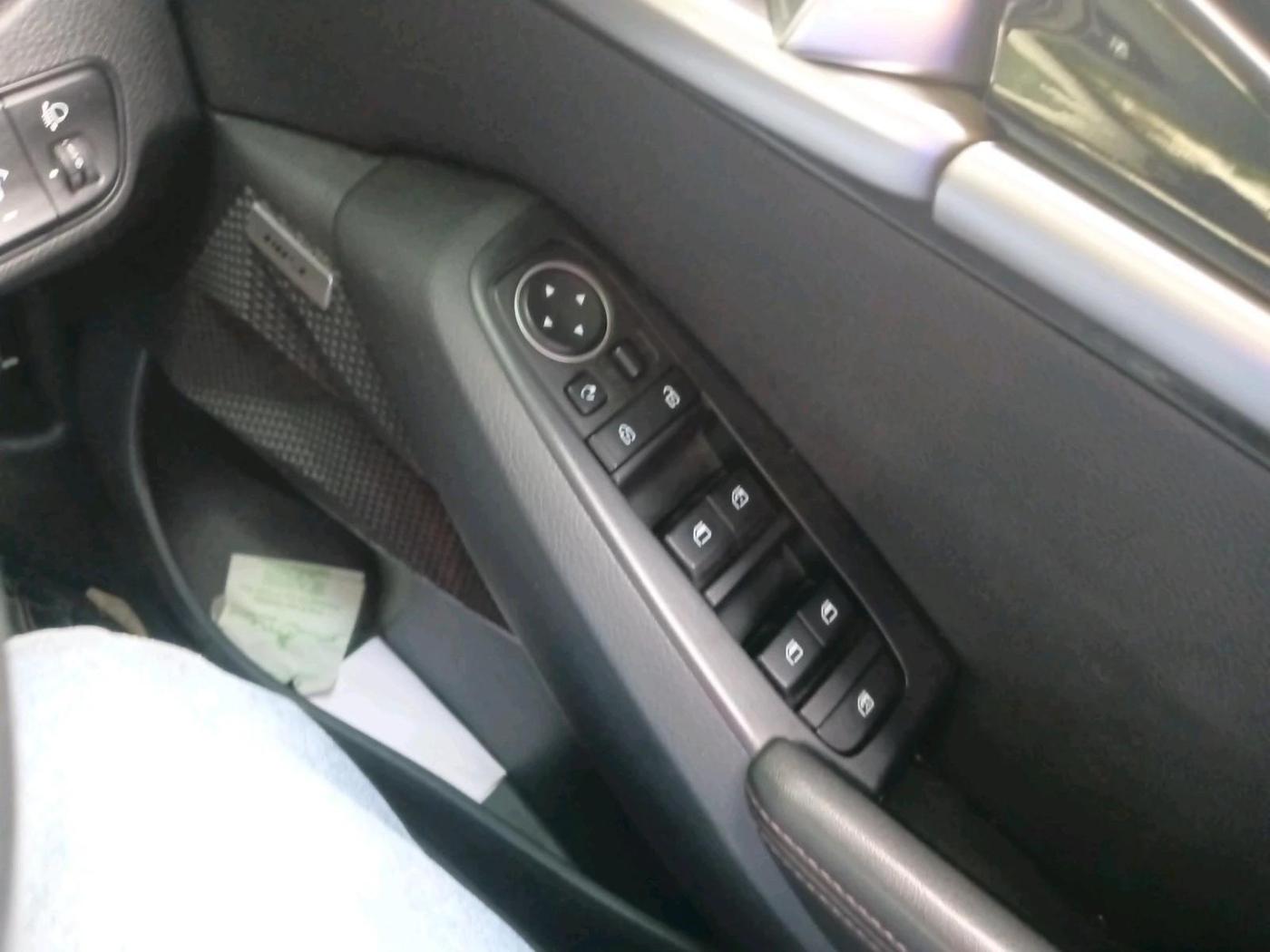 2022 KIA SELTOS GTX PLUS AT 1.5 DIESEL, Diesel, Automatic, 51,178 km, interior