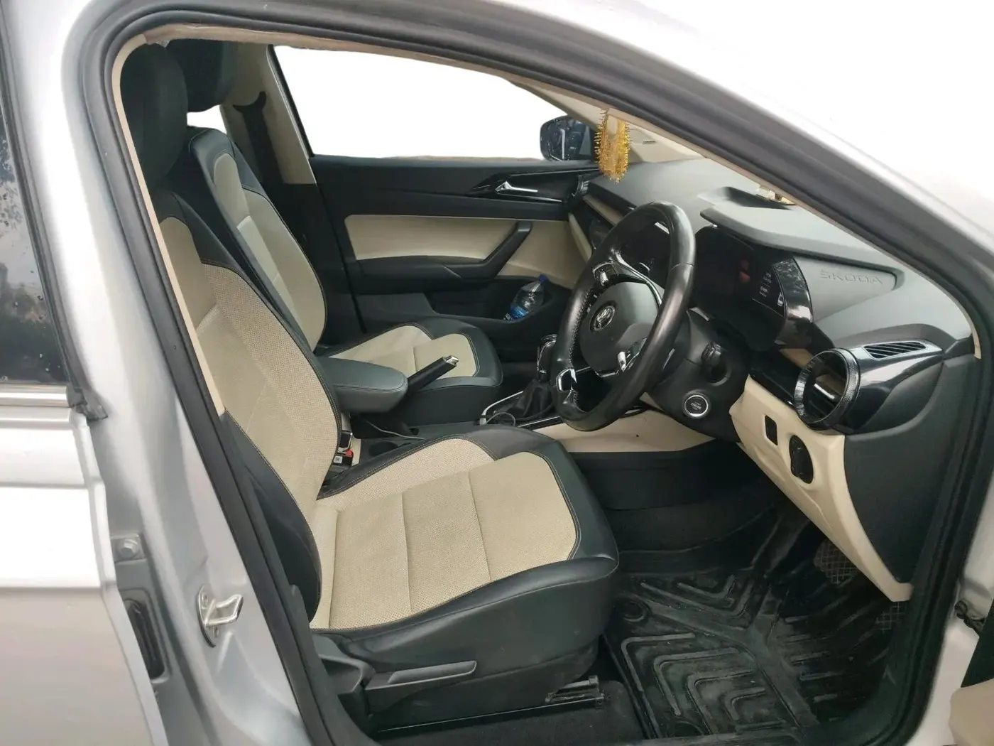 2022 Skoda SLAVIA STYLE 1.5L TSI DSG, Petrol, Automatic, 53,089 km, interior