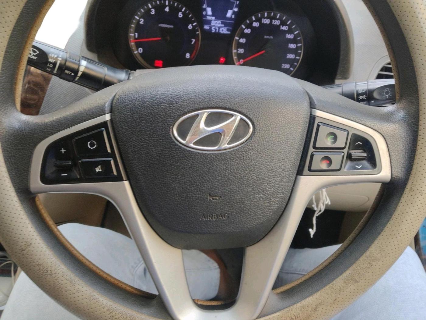 2013 Hyundai Verna FLUIDIC 1.6 VTVT EX, Petrol, Manual, 57,106 km, interior