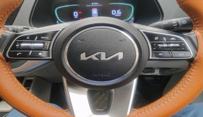 2022 KIA CARENS PRESTIGE PLUS 1.4 PETROL 7 STR, Petrol, Manual, 27,476 km, interior