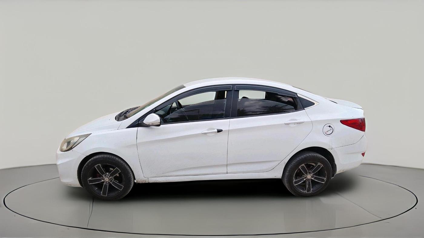 2013 Hyundai Verna FLUIDIC 1.6 CRDI EX, Diesel, Manual, 1,41,097 km, exterior