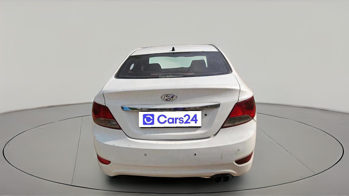 2013 Hyundai Verna FLUIDIC 1.6 CRDI EX, Diesel, Manual, 1,41,097 km, exterior