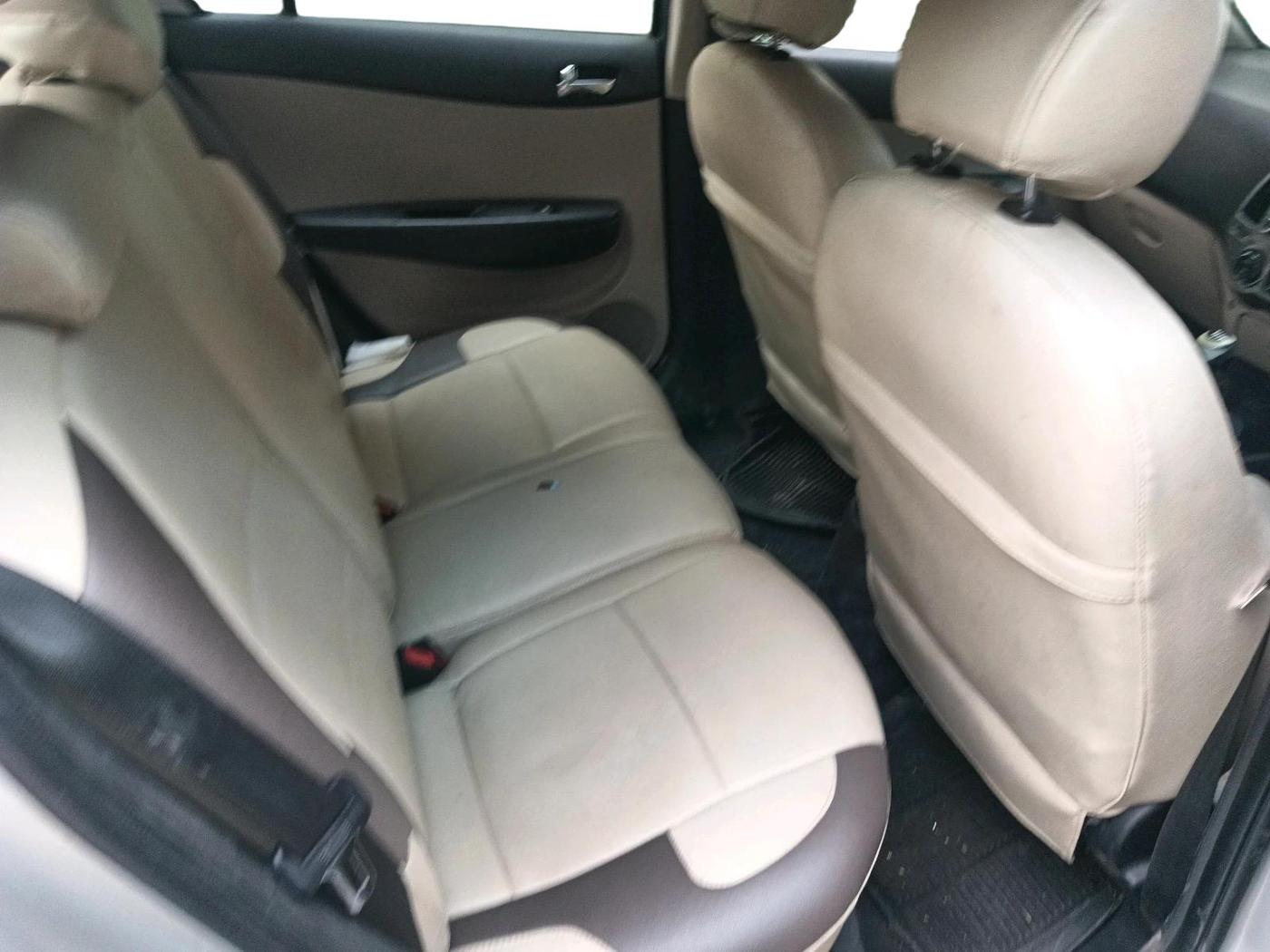 2012 Hyundai i20 ASTA 1.4 CRDI, Diesel, Manual, 1,47,030 km, interior