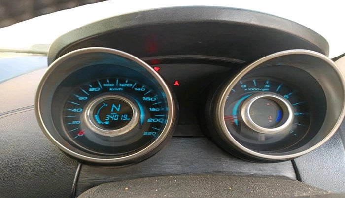 2020 Mahindra XUV500 W11, Diesel, Manual, 34,019 km, interior