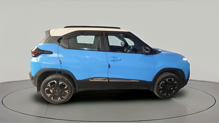 2026 Tata PUNCH Accomplished Plus (S) AMT, Petrol, Automatic, 2,100 km, exterior