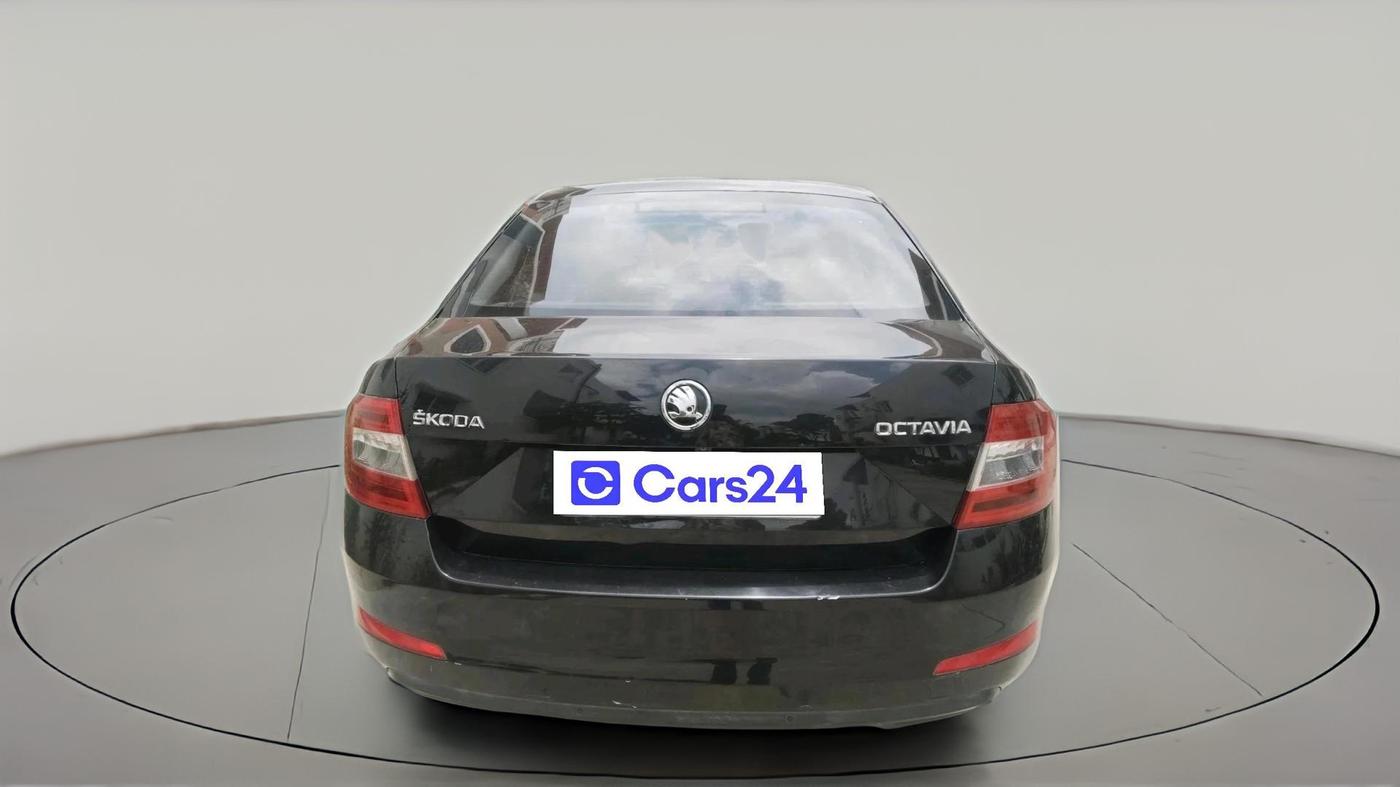 2016 Skoda Octavia 2.0 TDI CR STYLE PLUS AT, Diesel, Automatic, 2,15,239 km, exterior