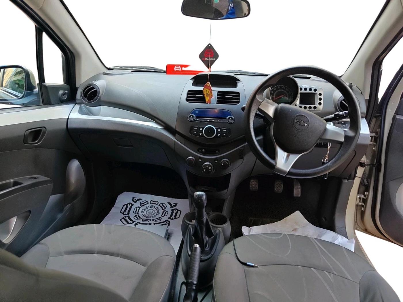 2013 Chevrolet Beat LT PETROL, Petrol, Manual, 58,512 km, interior