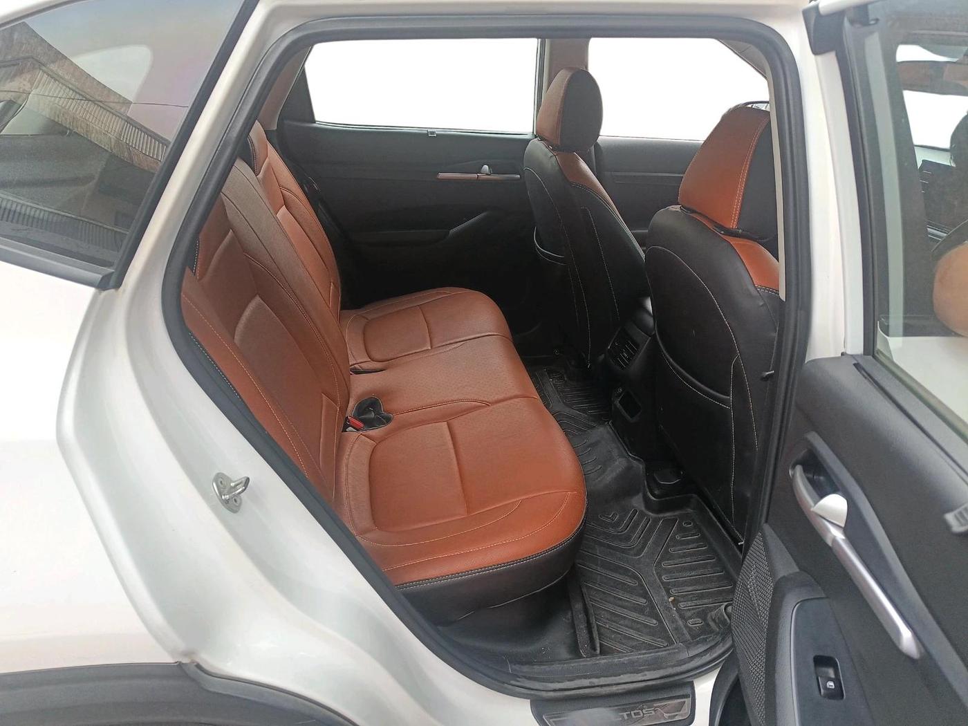 2020 KIA SELTOS HTK PLUS AT 1.5 DIESEL, Diesel, Automatic, 1,01,507 km, interior