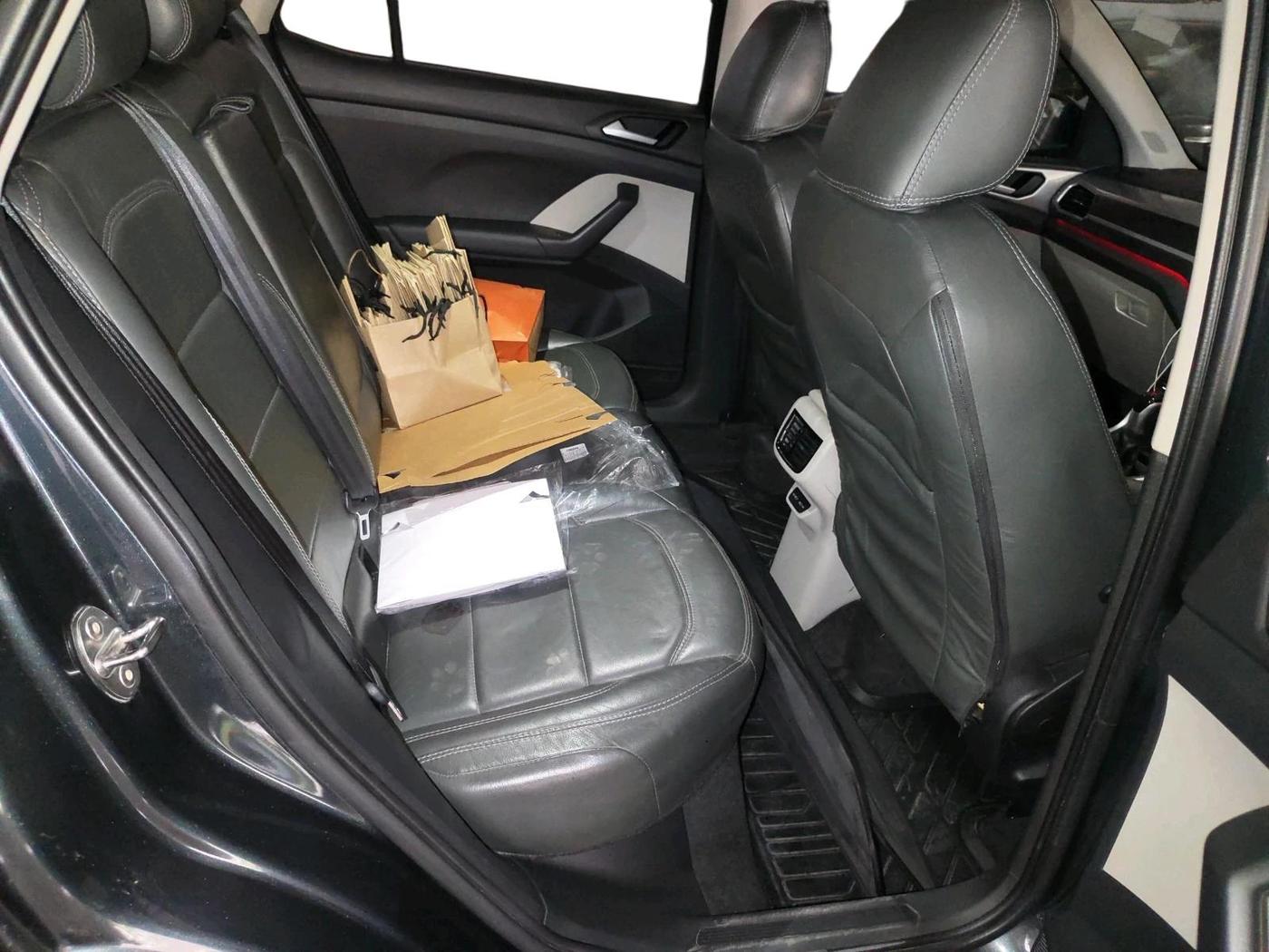 2022 Volkswagen TAIGUN GT PLUS 1.5 TSI DSG, Petrol, Automatic, 46,889 km, interior