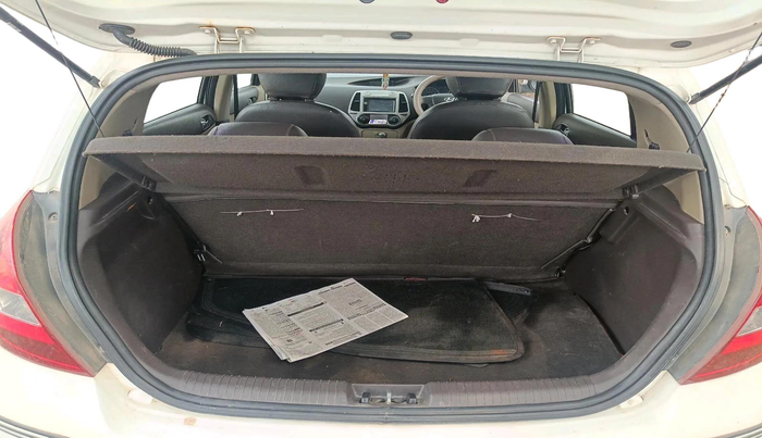 2010 Hyundai i20 MAGNA 1.2, Petrol, Manual, 1,02,440 km, exterior