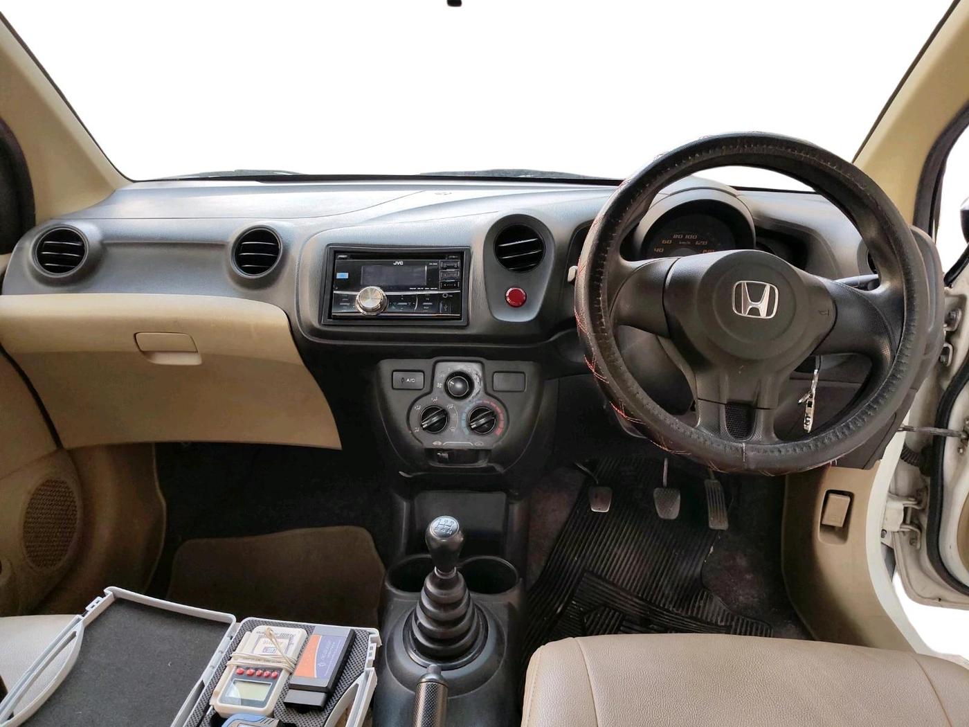 2015 Honda Amaze 1.5L I-DTEC E, Diesel, Manual, 75,772 km, interior