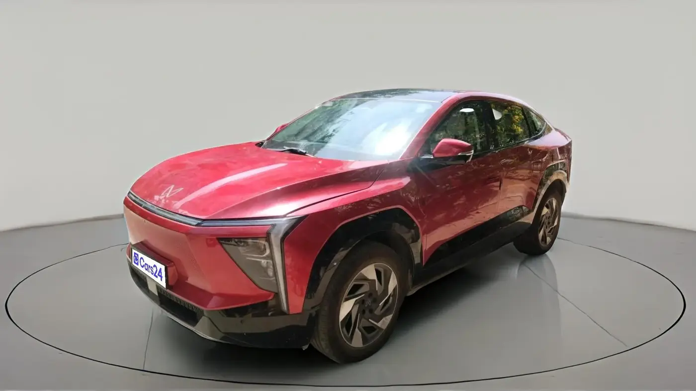 2025 Mahindra XEV 9e Pack Three B79 KWH, Electric, Automatic, 20,318 km, exterior