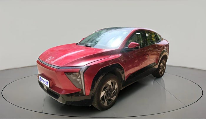 2025 Mahindra XEV 9e Pack Three B79 KWH, Electric, Automatic, 20,318 km, exterior
