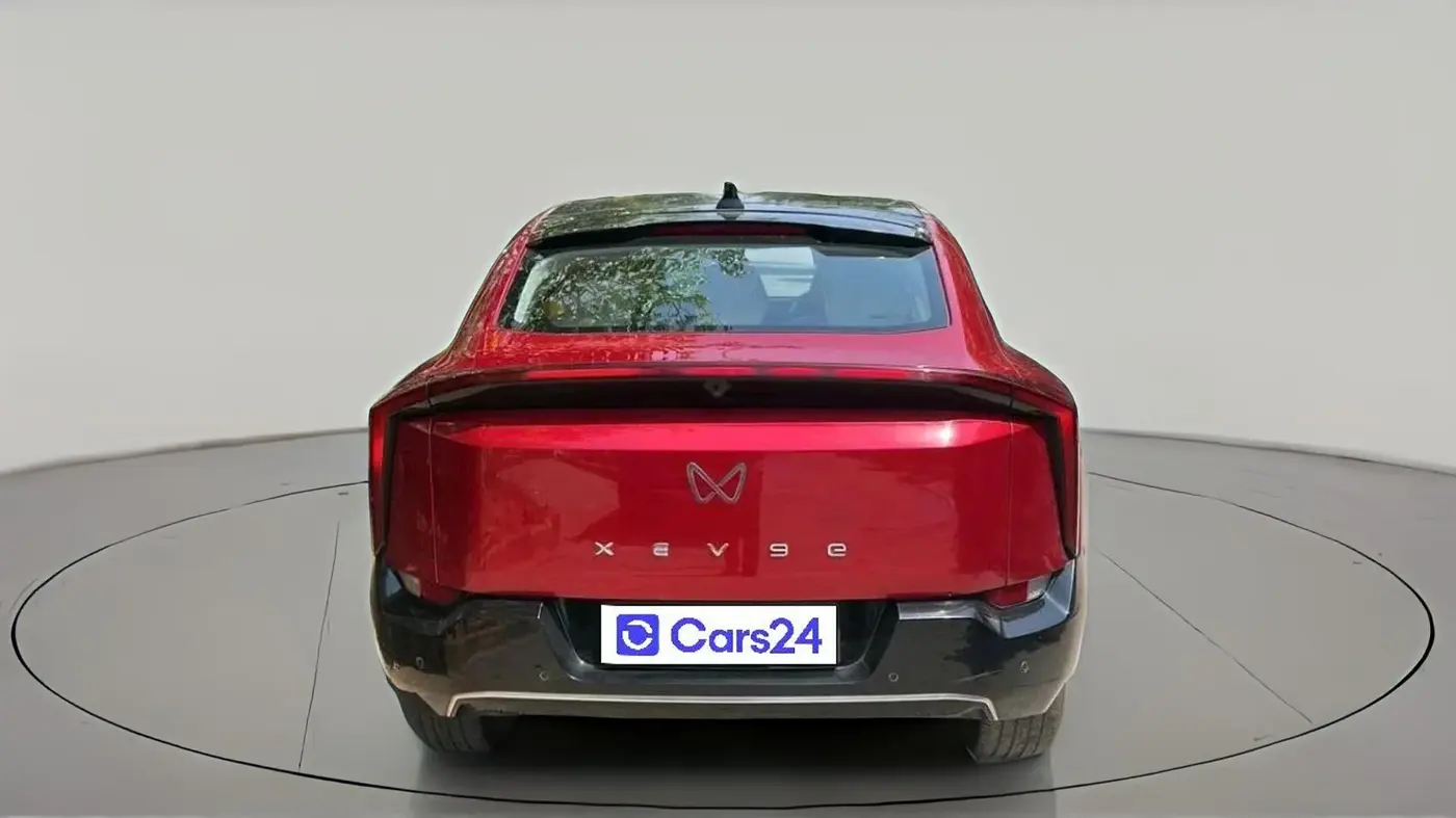 2025 Mahindra XEV 9e Pack Three B79 KWH, Electric, Automatic, 20,318 km, exterior