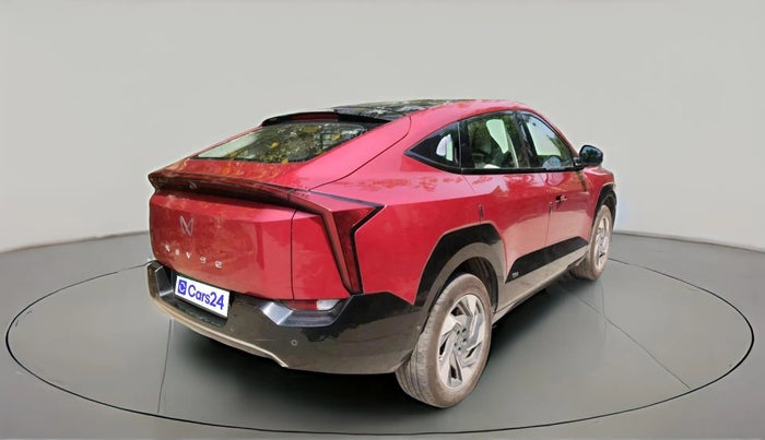 2025 Mahindra XEV 9e Pack Three B79 KWH, Electric, Automatic, 20,318 km, exterior