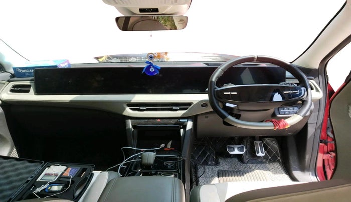 2025 Mahindra XEV 9e Pack Three B79 KWH, Electric, Automatic, 20,318 km, interior