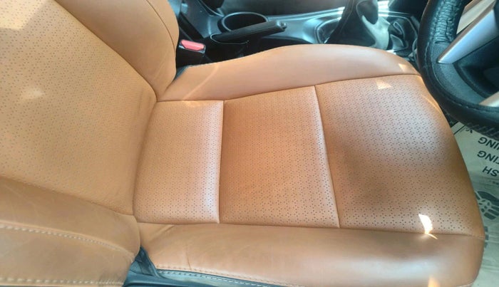 2023 Toyota Innova Crysta 2.4 GX 8STR, Diesel, Manual, 42,019 km, interior