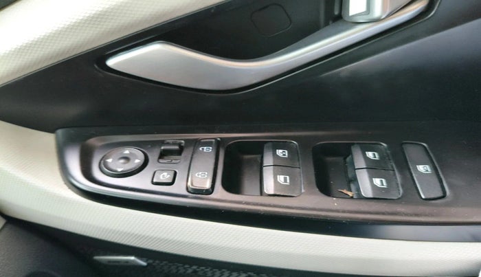 2021 Hyundai Creta SX (O) AT 1.5 DIESEL, Diesel, Automatic, 68,730 km, interior