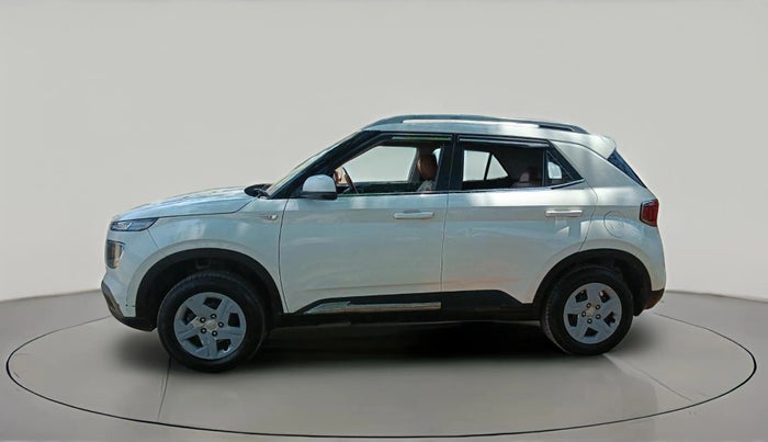 2022 Hyundai VENUE S 1.2, Petrol, Manual, 80,227 km, exterior