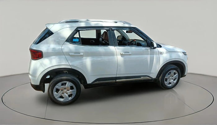 2022 Hyundai VENUE S 1.2, Petrol, Manual, 80,227 km, exterior
